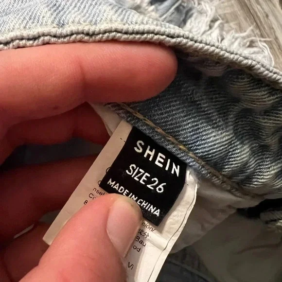 SHEIN Shorts - Picture 6 of 6